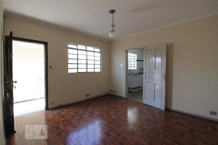 Sala 1 de casa para alugar com 2 quartos, 90m² em Chácara Inglesa, São Paulo
