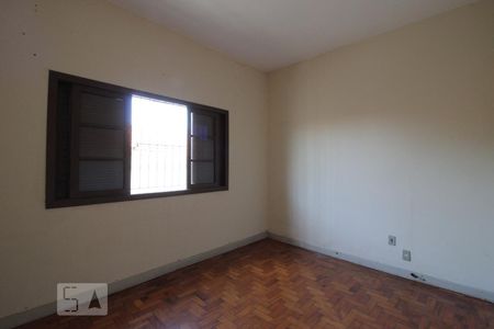 Quarto 2 de casa para alugar com 2 quartos, 90m² em Chácara Inglesa, São Paulo