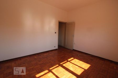 Quarto 1 de casa para alugar com 2 quartos, 90m² em Chácara Inglesa, São Paulo