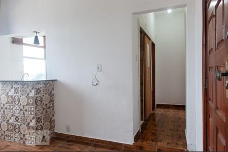 Corredor de apartamento para alugar com 1 quarto, 40m² em Cidade Nova, Rio de Janeiro