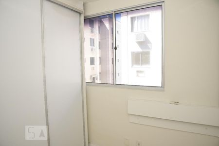 Quarto 1 de apartamento para alugar com 3 quartos, 61m² em Taquara, Rio de Janeiro