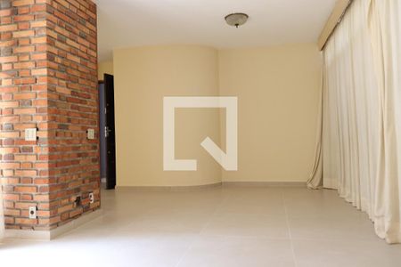 sala de casa para alugar com 4 quartos, 184m² em Parque Jabaquara, São Paulo