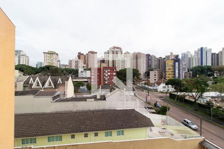 Vista de apartamento para alugar com 1 quarto, 37m² em Água Verde, Curitiba