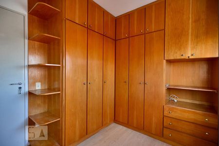 Quarto 2 de apartamento para alugar com 2 quartos, 56m² em Vila Pompéia, São Paulo