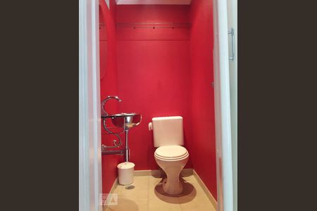 Banheiro de apartamento à venda com 2 quartos, 76m² em Santo Amaro, São Paulo