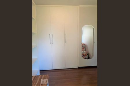 Apartamento à venda com 76m², 2 quartos e 2 vagasQuarto 2