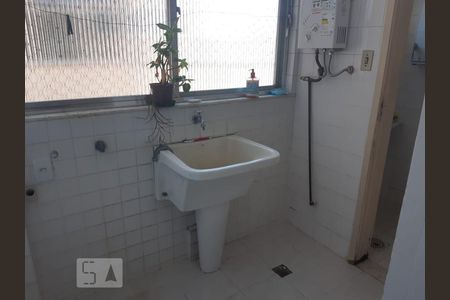 Área de Serviço de apartamento para alugar com 2 quartos, 67m² em Grajaú, Rio de Janeiro