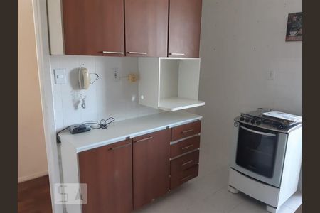 Cozinha de apartamento para alugar com 2 quartos, 67m² em Grajaú, Rio de Janeiro