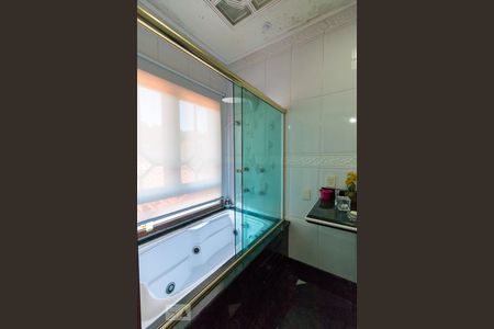 Casa à venda com 450m², 3 quartos e 5 vagasBanheiro quarto 3 suíte