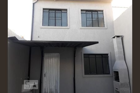 Casa para alugar com 139m², 2 quartos e 2 vagasQuintal