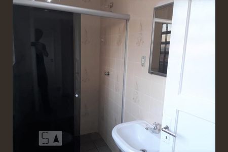 Banheiro de casa para alugar com 2 quartos, 139m² em Vila Brasílio Machado, São Paulo