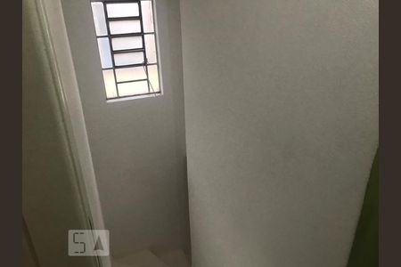 Escada de casa para alugar com 2 quartos, 90m² em Santo Amaro, São Paulo