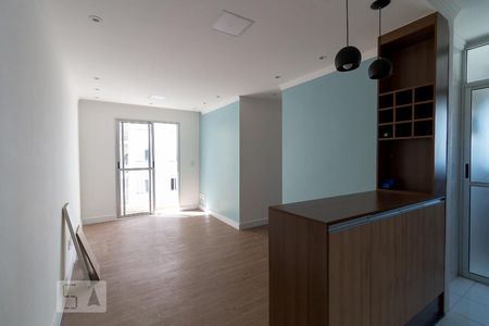 Sala de apartamento para alugar com 3 quartos, 62m² em Vila Miriam, Guarulhos