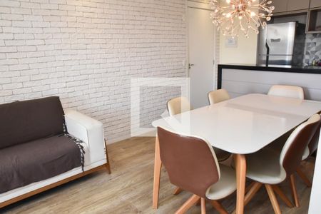 Sala de apartamento à venda com 2 quartos, 66m² em Cidade Luiza, Jundiaí