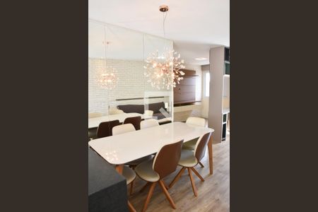 Sala de apartamento à venda com 2 quartos, 66m² em Cidade Luiza, Jundiaí