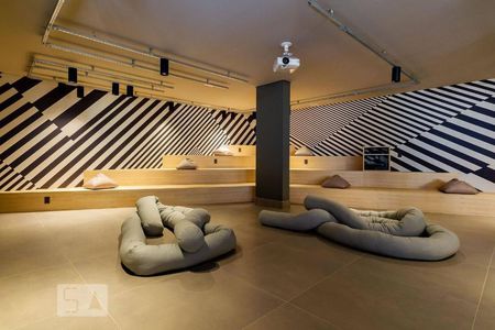 Studio à venda com 21m², 1 quarto e sem vagaÁrea comum - Sala de Cinema