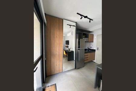Cozinha de kitnet/studio à venda com 1 quarto, 21m² em Vila Mariana, São Paulo