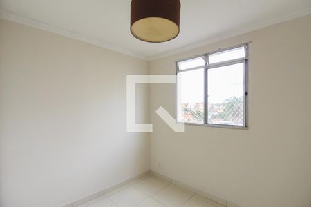 Quarto 2 de apartamento para alugar com 2 quartos, 45m² em Planalto, Belo Horizonte