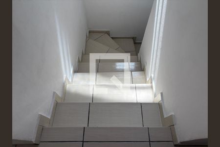 Escada de casa para alugar com 3 quartos, 220m² em Vila Jaguara, São Paulo