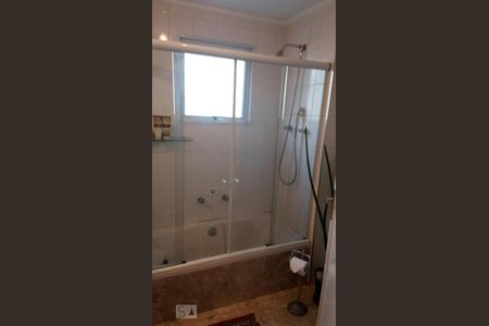 Banheiro Social de apartamento à venda com 2 quartos, 84m² em Cerqueira César, São Paulo