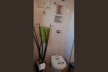 Banheiro Social de apartamento à venda com 2 quartos, 84m² em Cerqueira César, São Paulo