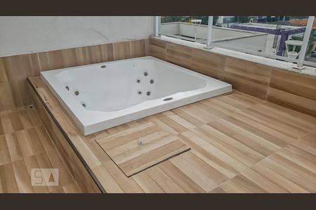 Apartamento à venda com 180m², 2 quartos e 2 vagasTerraço