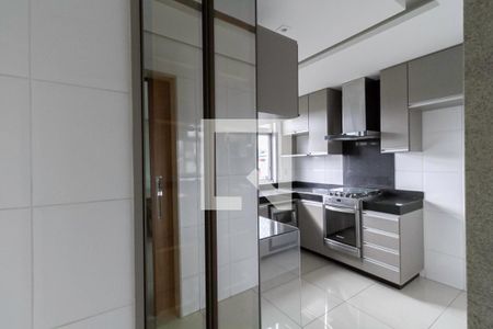 Apartamento à venda com 125m², 4 quartos e 3 vagasCozinha