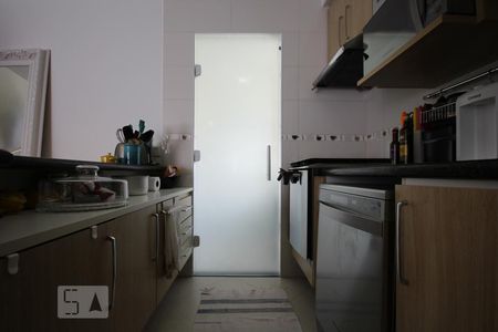 Apartamento à venda com 85m², 2 quartos e 2 vagasCozinha