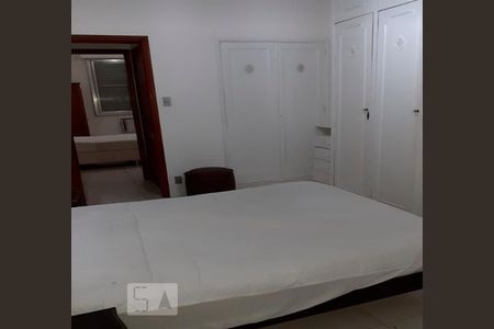 Apartamento para alugar com 130m², 3 quartos e 1 vagaSuíte 