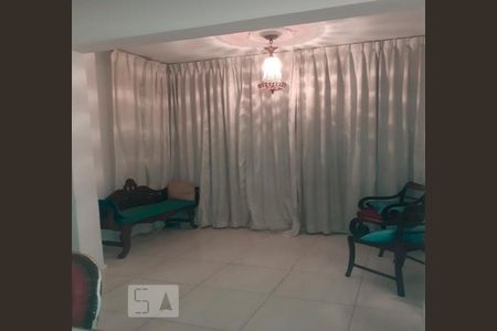 Apartamento para alugar com 130m², 3 quartos e 1 vagaSala