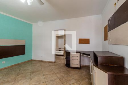 Casa à venda com 450m², 6 quartos e 4 vagasEdícula - Quarto