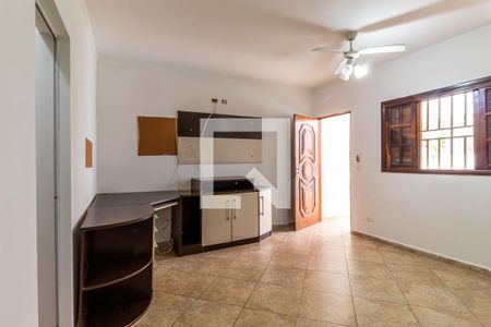 Casa à venda com 450m², 6 quartos e 4 vagasEdícula - Quarto