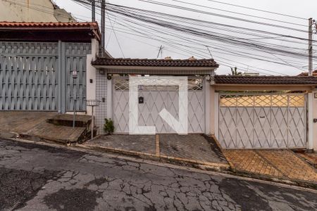 Casa à venda com 450m², 6 quartos e 4 vagasFachada