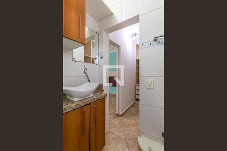 Casa à venda com 450m², 6 quartos e 4 vagasEdícula - Banheiro