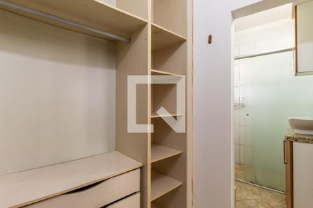 Casa à venda com 450m², 6 quartos e 4 vagasEdícula - Closet