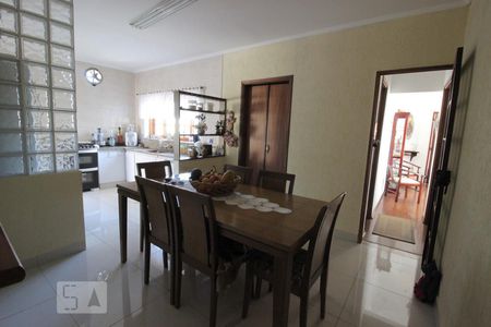 Cozinha de casa à venda com 3 quartos, 300m² em Vila Espanhola, São Paulo