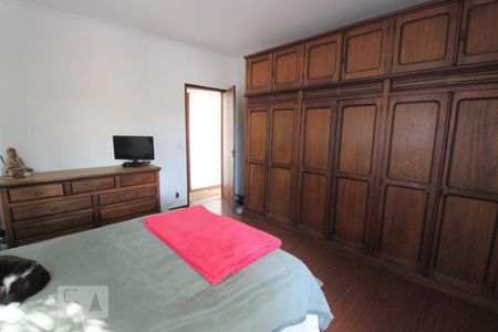 Quarto 2 de casa à venda com 3 quartos, 300m² em Vila Espanhola, São Paulo