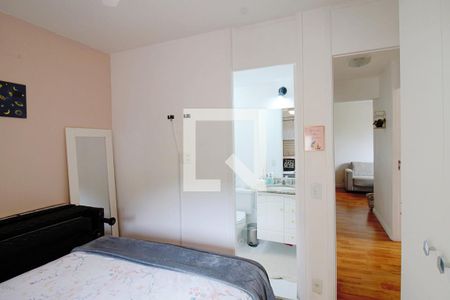 Suíte  de apartamento à venda com 3 quartos, 69m² em Jardim Vazani, São Paulo