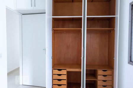 Apartamento à venda com 84m², 3 quartos e 1 vagaQuarto 2