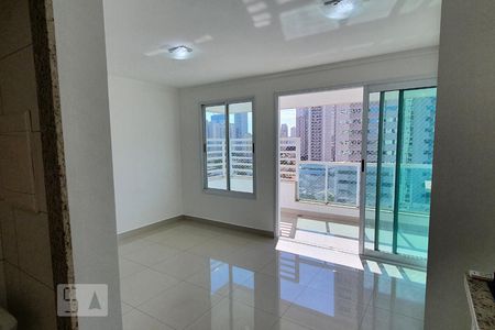 Sala de kitnet/studio para alugar com 1 quarto, 35m² em Setor Bueno, Goiânia