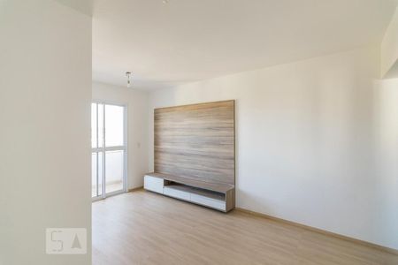 Sala de apartamento para alugar com 3 quartos, 70m² em Vila Humaitá, Santo André
