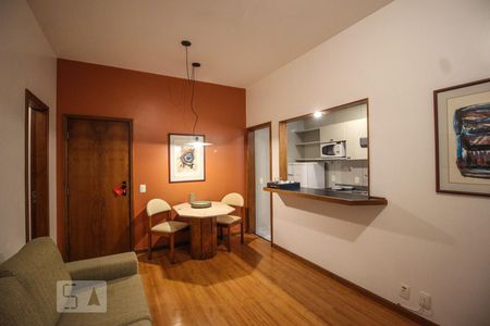 Apartamento para alugar com 49m², 1 quarto e 1 vagaSala e cozinha