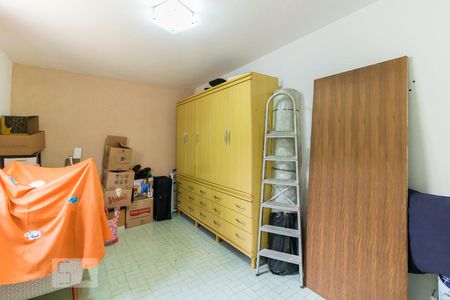 Casa à venda com 200m², 3 quartos e 4 vagas Casa à venda com 200m², 3 quartos e 4 vagasQuarto de Serviço