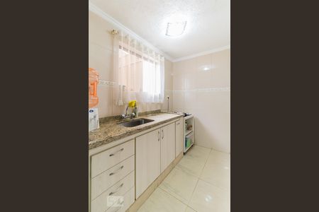 Casa à venda com 200m², 3 quartos e 4 vagas Casa à venda com 200m², 3 quartos e 4 vagasCozinha