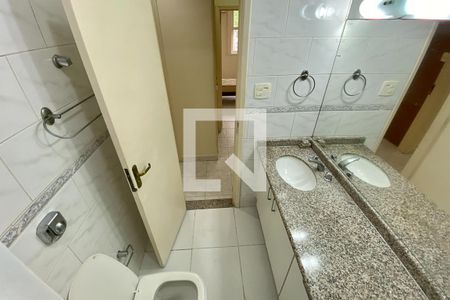 Apartamento para alugar com 143m², 3 quartos e sem vaga Apartamento para alugar com 143m², 3 quartos e sem vagaBanheiro Social