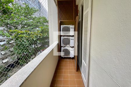 Apartamento para alugar com 143m², 3 quartos e sem vaga Apartamento para alugar com 143m², 3 quartos e sem vagaDetalhe - Varanda Quartos 2 e 3