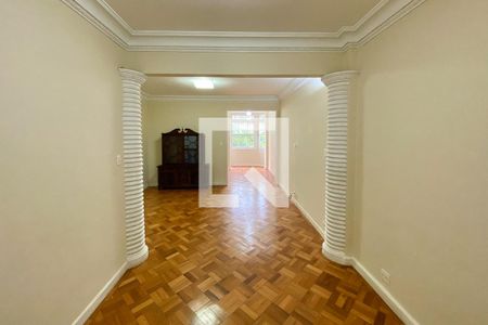 Apartamento para alugar com 143m², 3 quartos e sem vaga Apartamento para alugar com 143m², 3 quartos e sem vagaSala