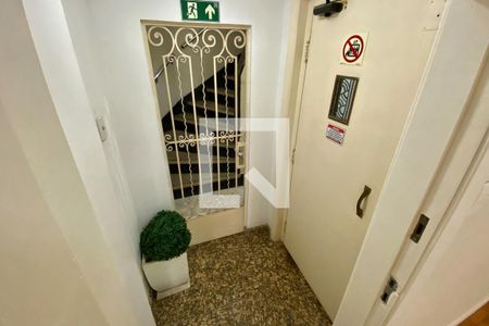 Apartamento para alugar com 143m², 3 quartos e sem vaga Apartamento para alugar com 143m², 3 quartos e sem vagaHall de entrada