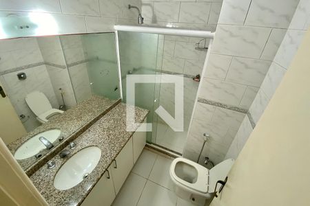 Apartamento para alugar com 143m², 3 quartos e sem vaga Apartamento para alugar com 143m², 3 quartos e sem vagaBanheiro Social