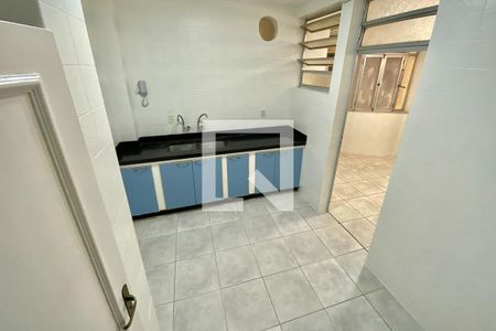 Apartamento para alugar com 143m², 3 quartos e sem vaga Apartamento para alugar com 143m², 3 quartos e sem vagaCozinha